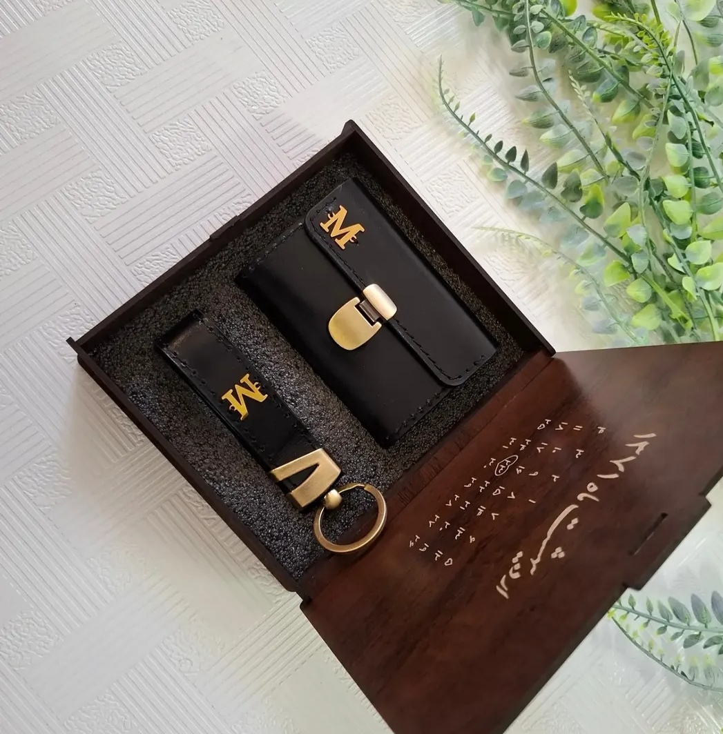 ست چرم طبیعی جاکارتی و جاکلیدی